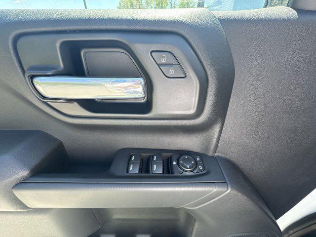 2026 GMC Sierra 1500 Crew Cab, Standard Bed, Pro, 4WD