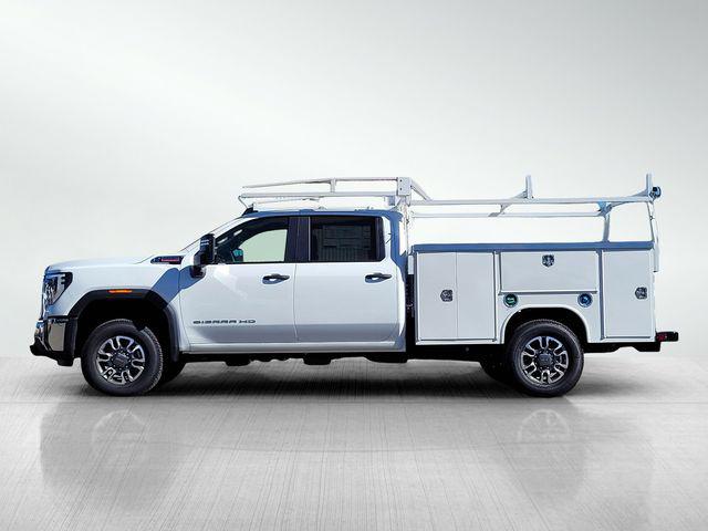 2026 GMC Sierra 3500HD Crew Cab, Long Bed, Pro Dual Rear Wheel, 4WD