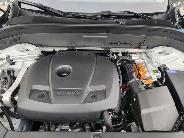 2026 Volvo XC90 Plug-In Hybrid Ultra Dark Theme, T8 AWD, Electric/Gasoline, 7 Seats