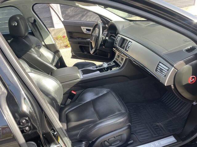 2012 Jaguar XF Portfolio
