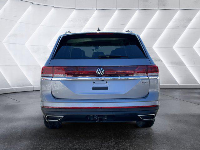 2026 Volkswagen Atlas SE with Technology