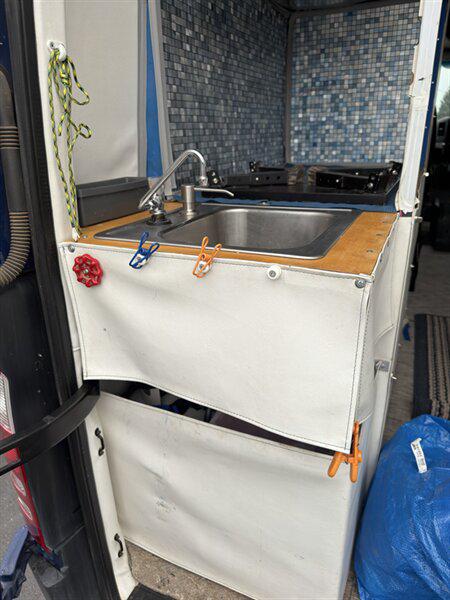 2015 Mercedes-Benz Sprinter 2500 Normal Roof