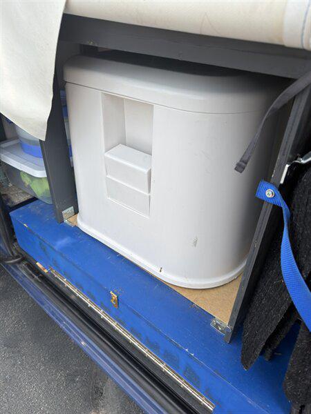 2015 Mercedes-Benz Sprinter 2500 Normal Roof