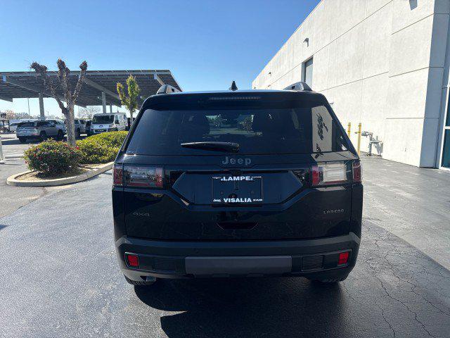 2026 Jeep Cherokee Laredo 4x4