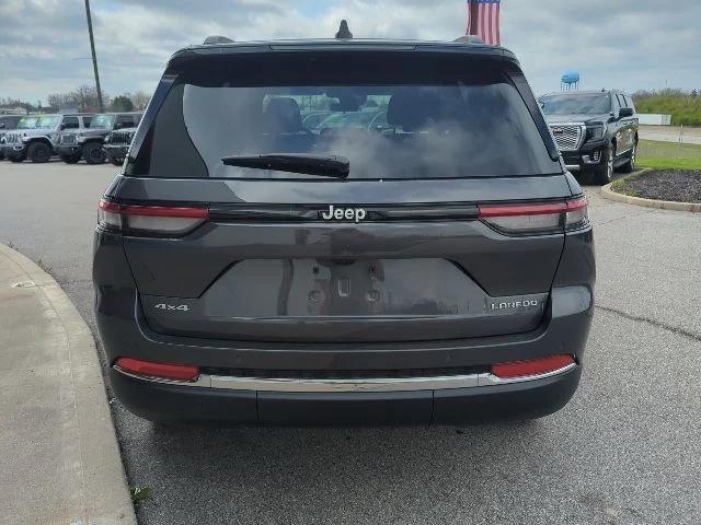 2026 Jeep Grand Cherokee Altitude 4x4