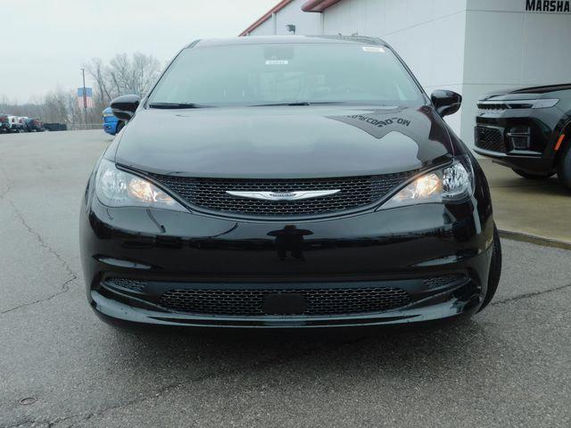 2026 Chrysler Voyager VOYAGER LX