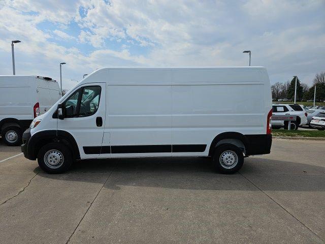 2026 Ram ProMaster Cargo Van Tradesman High Roof 159" WB w/Pass Seat