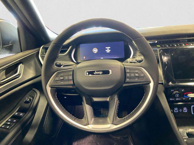 2026 Jeep Grand Cherokee L Altitude 4x4