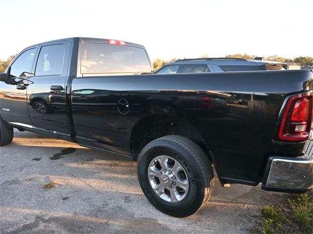 2025 Ram 3500 Big Horn Crew Cab 4x4 8' Box