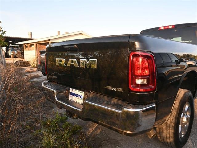 2025 Ram 3500 Big Horn Crew Cab 4x4 8' Box