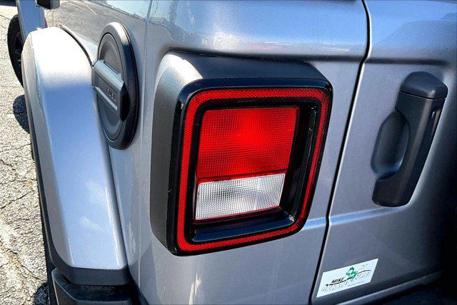2021 Jeep Wrangler Sahara Altitude 4x4