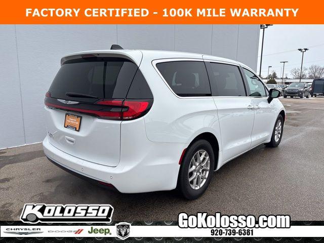 2024 Chrysler Pacifica Touring L