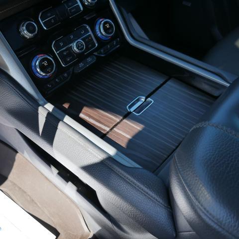 2021 GMC Yukon 4WD Denali