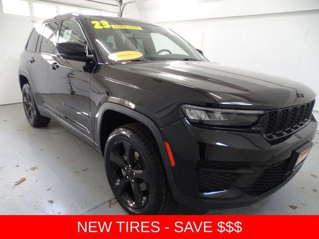 2023 Jeep Grand Cherokee Altitude 4x4 for sale in Budd Lake, NJ