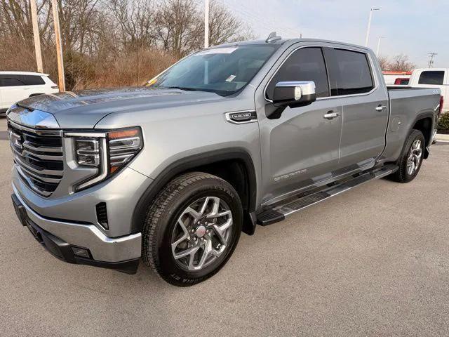 2023 GMC Sierra 1500 4WD Crew Cab Standard Box SLT