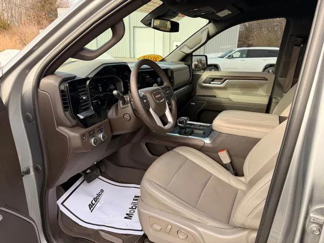 2023 GMC Sierra 1500 4WD Crew Cab Standard Box SLT