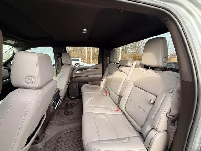 2023 GMC Sierra 1500 4WD Crew Cab Standard Box SLT