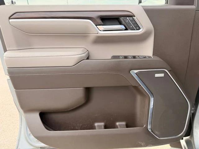 2023 GMC Sierra 1500 4WD Crew Cab Standard Box SLT