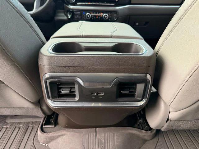 2023 GMC Sierra 1500 4WD Crew Cab Standard Box SLT