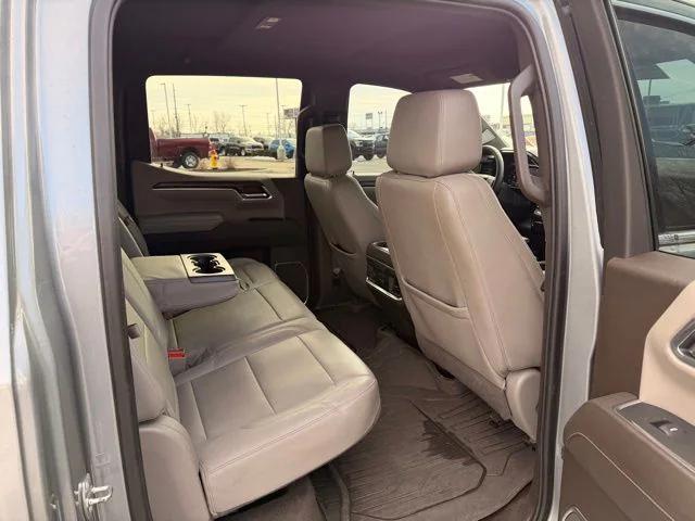 2023 GMC Sierra 1500 4WD Crew Cab Standard Box SLT