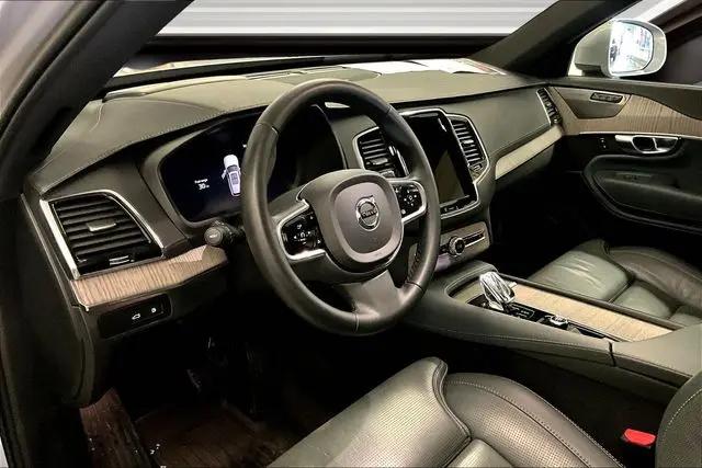 2023 Volvo XC90 Recharge T8 Ultimate Bright Theme 7-Seater