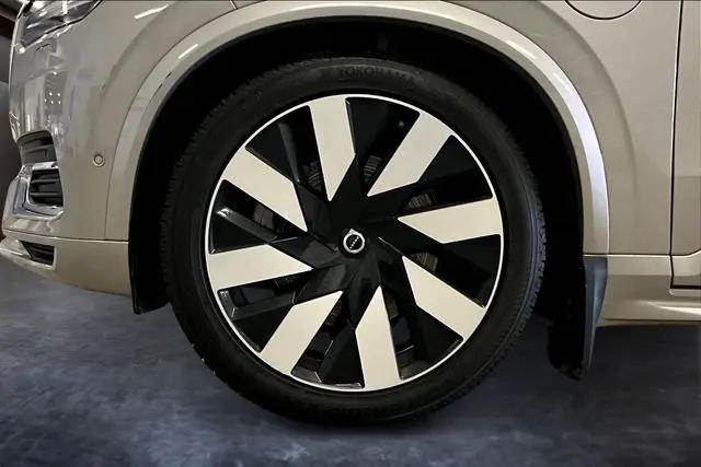 2023 Volvo XC90 Recharge T8 Ultimate Bright Theme 7-Seater