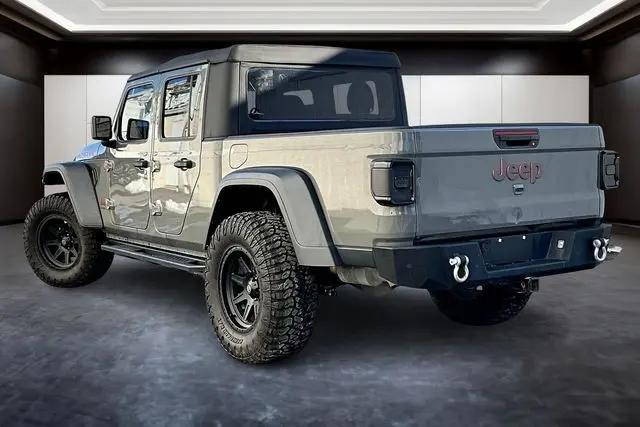 2021 Jeep Gladiator Sport