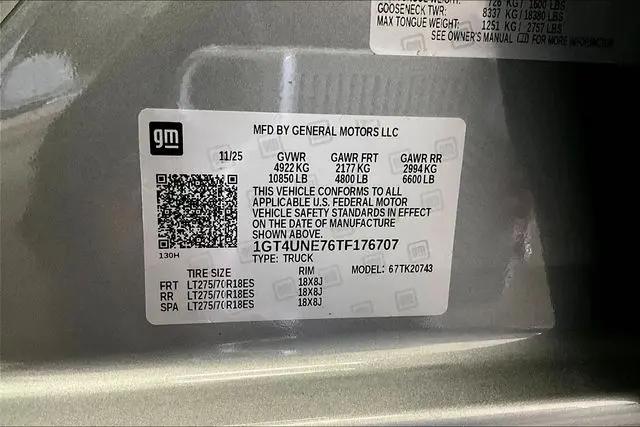2026 GMC Sierra 2500HD Crew Cab, Standard Bed, SLT, 4WD