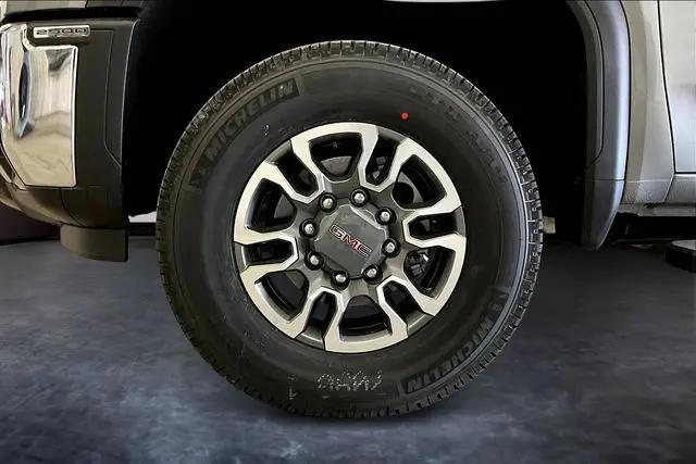 2026 GMC Sierra 2500HD Crew Cab, Standard Bed, SLT, 4WD