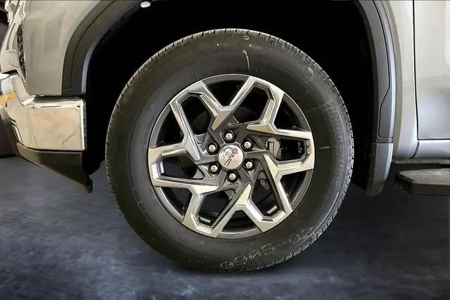 2026 GMC Sierra 1500 Crew Cab, Short Bed, SLT, 4WD