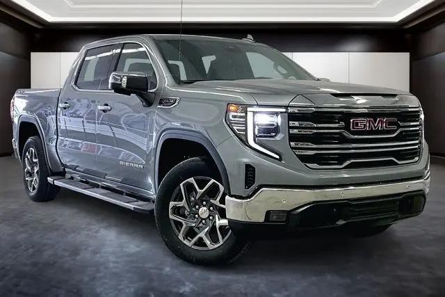 2026 GMC Sierra 1500 Crew Cab, Short Bed, SLT, 4WD