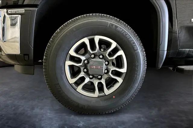 2026 GMC Sierra 2500HD Crew Cab, Standard Bed, SLT, 4WD