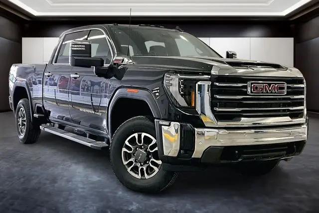 2026 GMC Sierra 2500HD Crew Cab, Standard Bed, SLT, 4WD