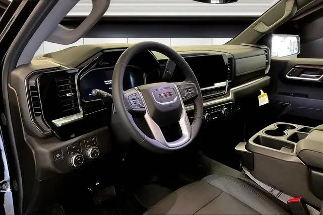 2026 GMC Sierra 1500 Crew Cab, Short Bed, SLE, 4WD