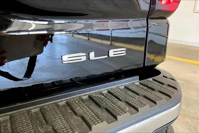 2026 GMC Sierra 1500 Crew Cab, Short Bed, SLE, 4WD