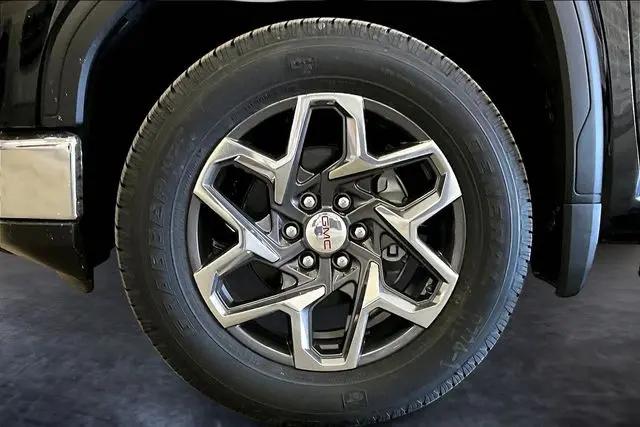 2026 GMC Sierra 1500 Crew Cab, Short Bed, SLE, 4WD