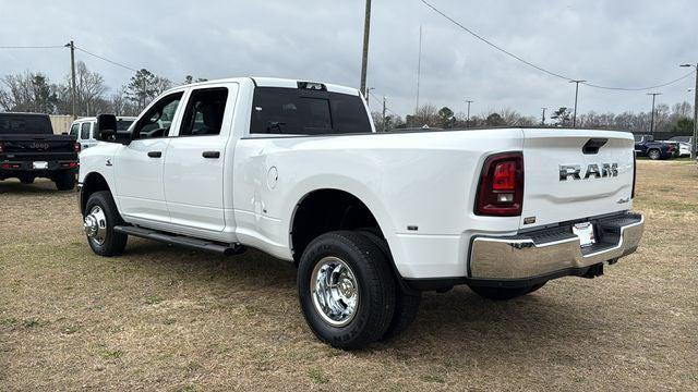 2026 Ram 3500 Tradesman Crew Cab 4x4 8' Box