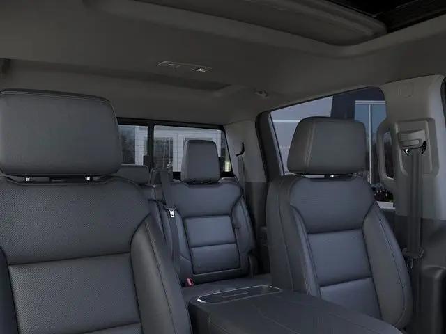 2026 GMC Sierra 1500 Crew Cab, Short Bed, SLT, 4WD