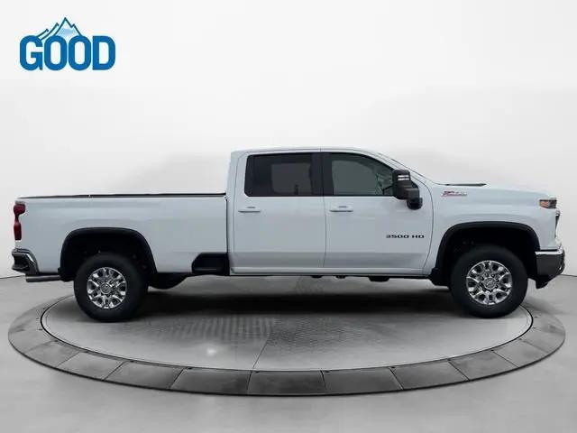 2026 Chevrolet Silverado 3500HD Crew Cab, Long Bed, LT Dual Rear Wheel, RWD