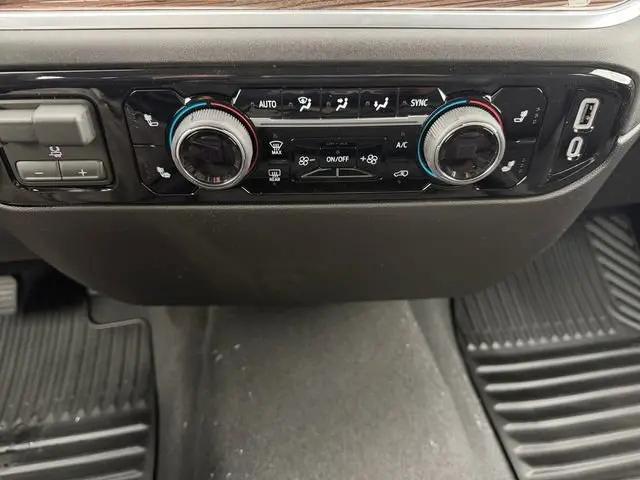 2026 Chevrolet Silverado 3500HD Crew Cab, Long Bed, LT Dual Rear Wheel, RWD