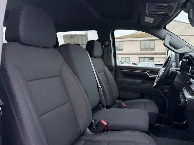2026 Chevrolet Silverado 3500HD Crew Cab, Long Bed, LT Dual Rear Wheel, RWD