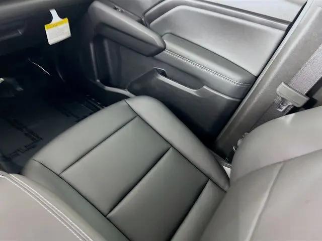 2026 GMC Canyon Elevation, RWD