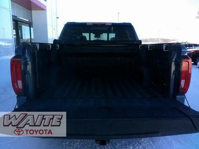 2024 GMC Sierra 1500 4WD Crew Cab Short Box Denali