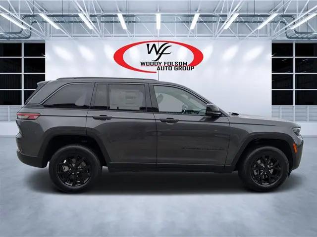 2026 Jeep Grand Cherokee Altitude 4x2