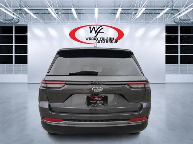 2026 Jeep Grand Cherokee Altitude 4x2