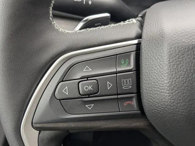 2026 Jeep Grand Cherokee Altitude 4x2