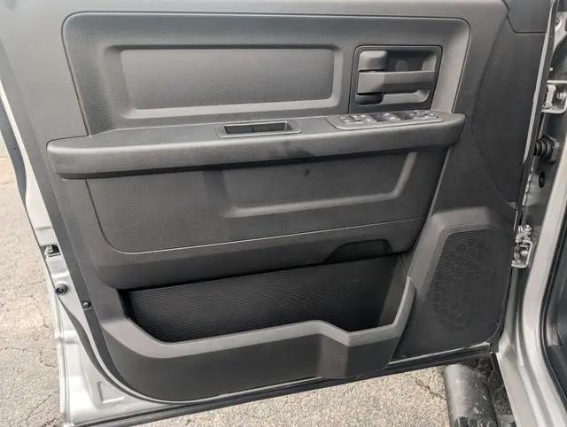 2026 Ram 2500 Black Express Crew Cab 4x4 6'4" Box