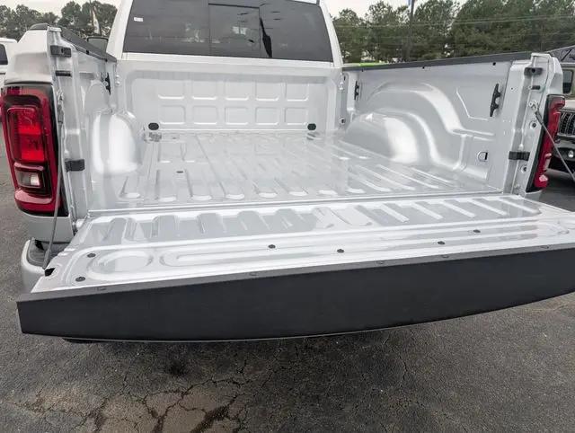 2026 Ram 2500 Black Express Crew Cab 4x4 6'4" Box