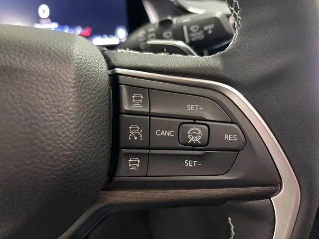 2026 Jeep Grand Cherokee Altitude 4x4