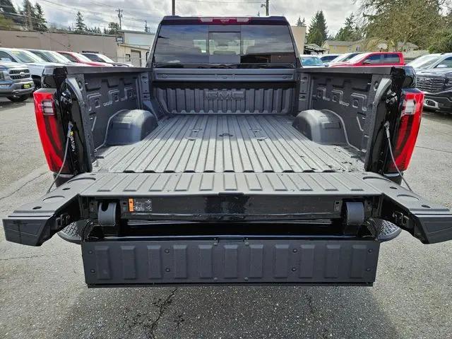 2026 GMC Sierra 2500HD Crew Cab, Standard Bed, Denali Ultimate, 4WD